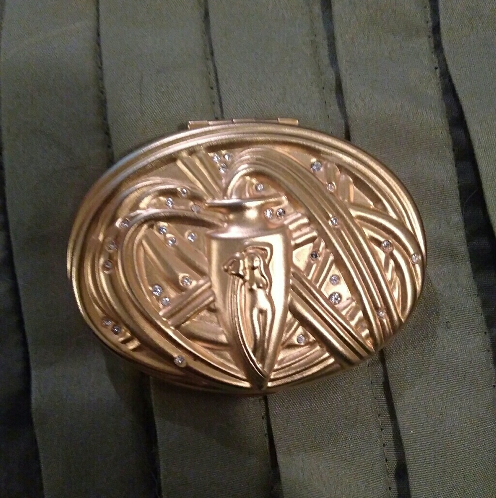 Estee Lauder make up compact